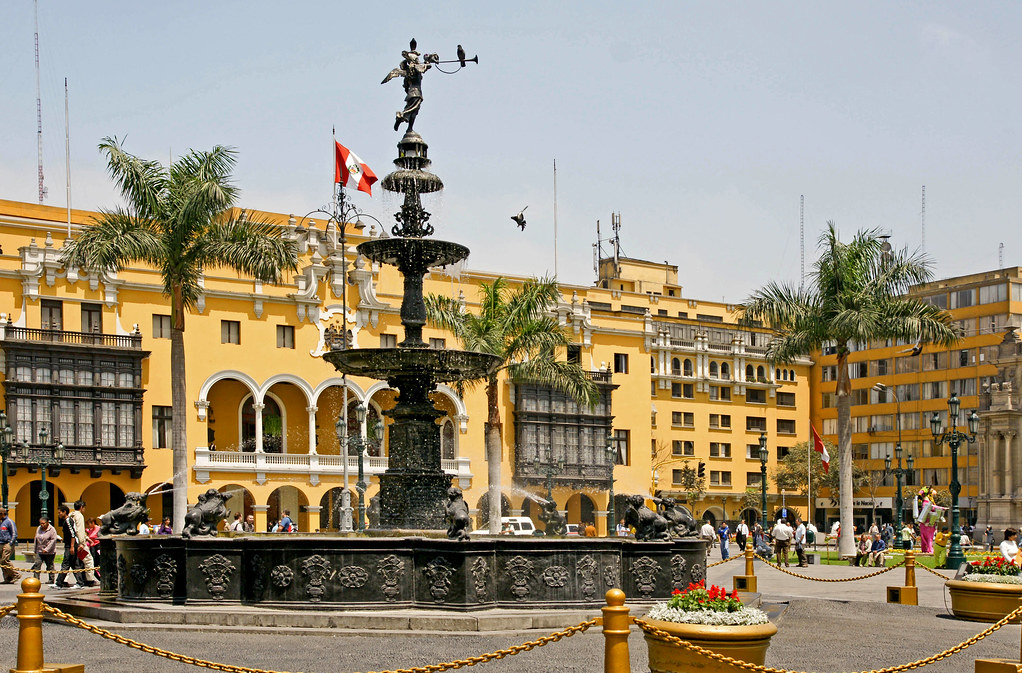 lima main square